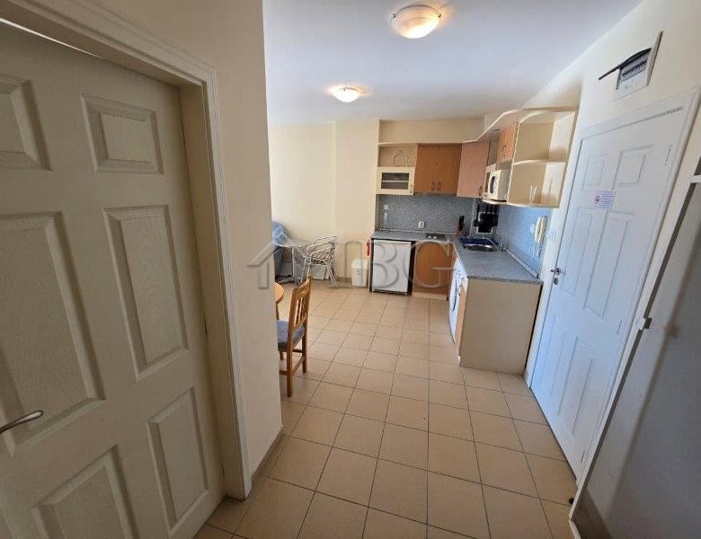 Bright 1-bedroom apartment overlooking the pool in Sea Dreams Complex, Sunny Beach.
