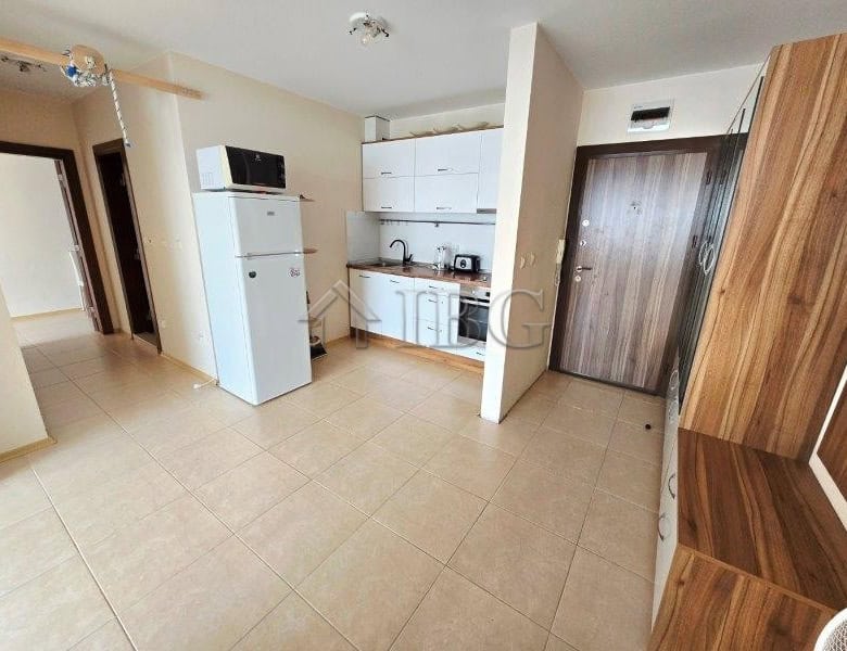 Bright apartment with kitchen and pool view in LifeStyle 3, Ravda.