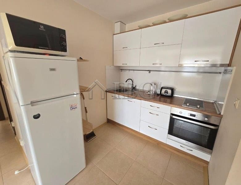 Bright apartment with one bedroom and scenic pool view in LifeStyle 3, Ravda. Perfect for relaxing h.