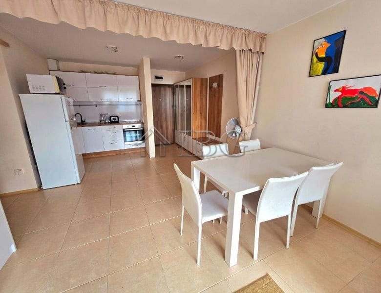 Bright one-bedroom apartment overlooking the pool in LifeStyle 3, Ravda. Perfect for relaxing holida.