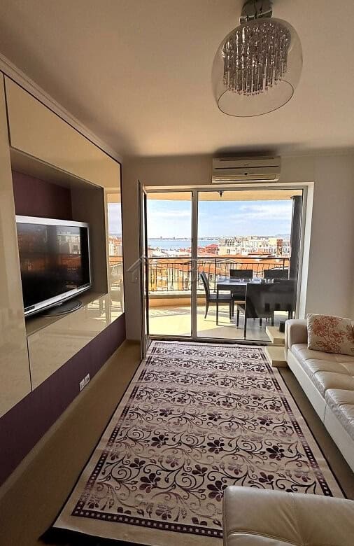 Sea and pool view apartment with 3 bedrooms and 2 bathrooms in Royal Palm, Sveti Vlas. Modern living.