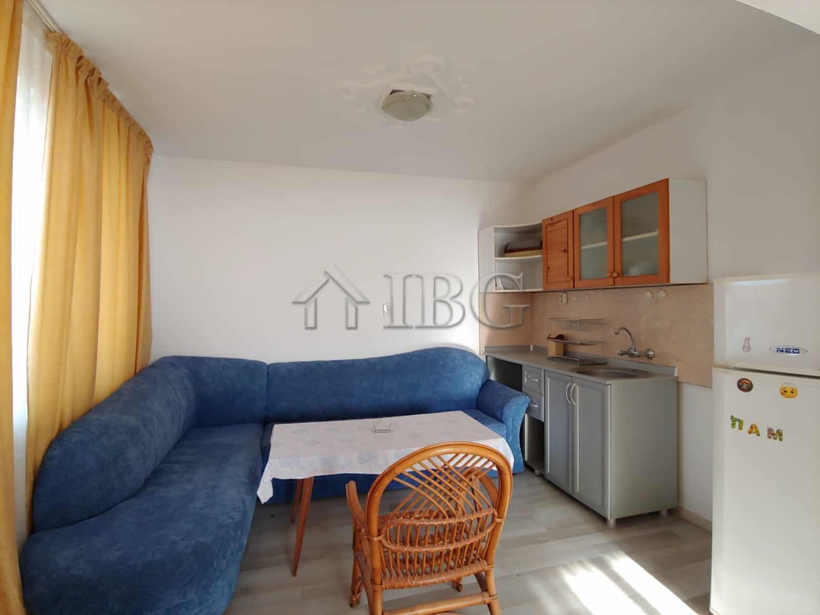 Interior view of a spacious 6-bedroom house in Kosharitsa near the sea.