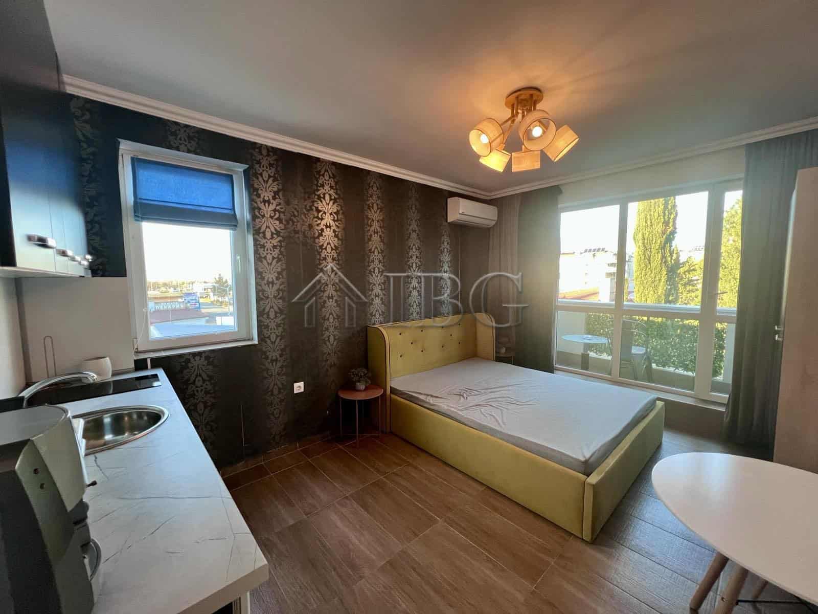 Modern furnished studio apartment in Magnolia Residence 5, Sunny Beach, ideal for investment or pers.