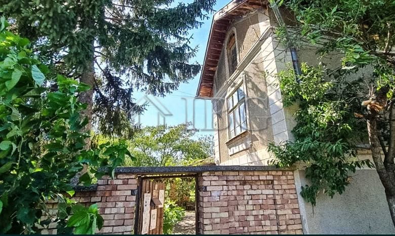 Two-storey house with large garden and private water well in Aleksandrovo Village.