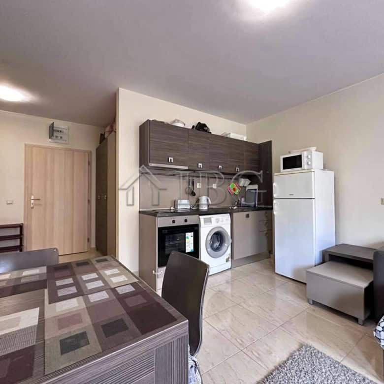 Comfortable apartment with modern kitchen and living area in Star Dreams Complex, Sveti Vlas.