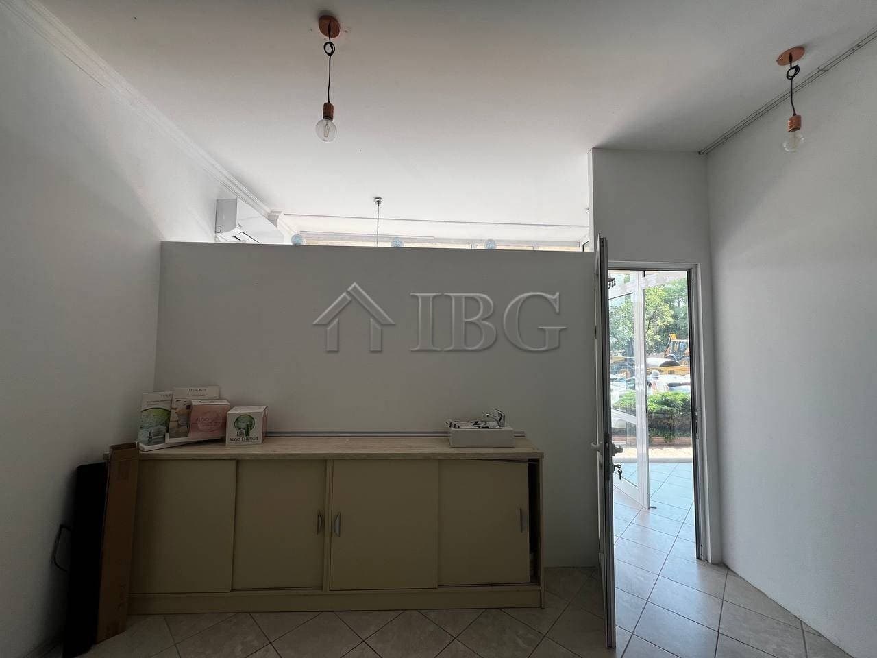 Modern office for sale in Burgas, 75 sq.m., near Sea Garden, ideal for business.