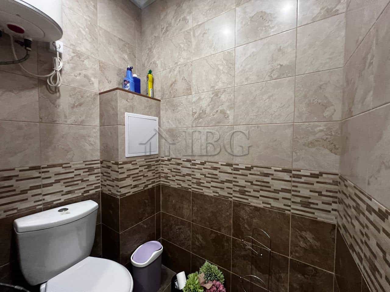 Office space for sale in Burgas, close to Sea Garden, 75 sq.m., ideal for business or professional u.