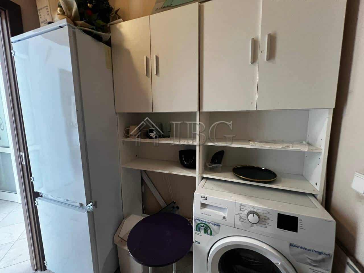 Office space for sale in Burgas, close to Sea Garden, 75 sq.m., ideal for business or professional u.