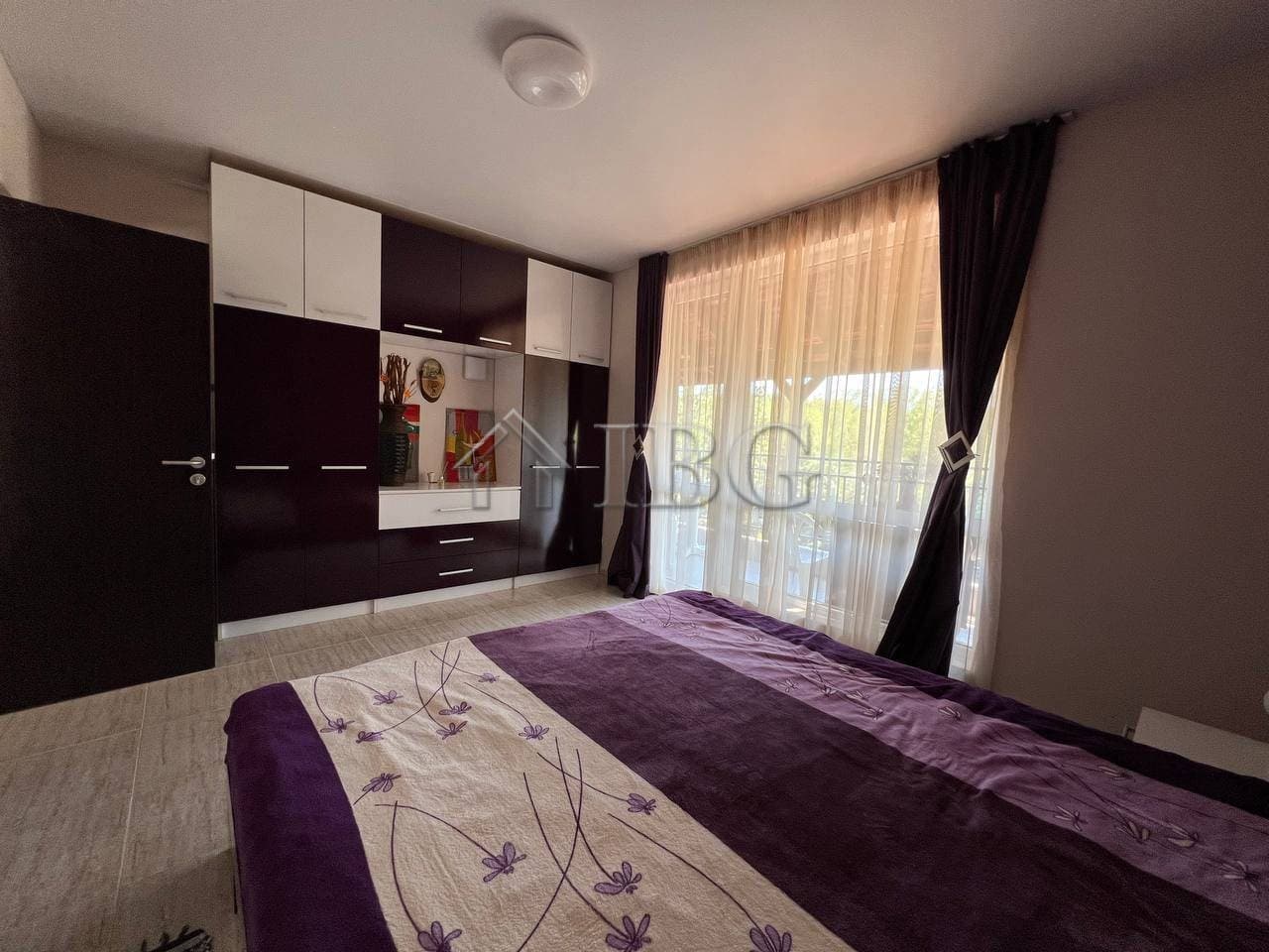 Bright 1-bedroom apartment with pool view near Sunny Beach, 500m from the beach.