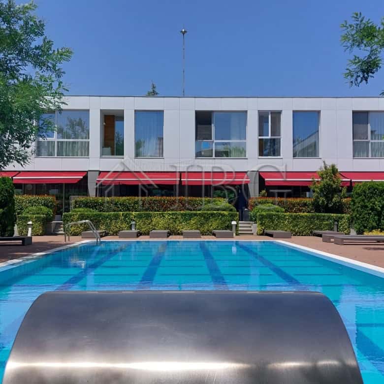 Bright two-storey townhouse featuring a private pool in Sarafovo, perfect for comfortable living and.