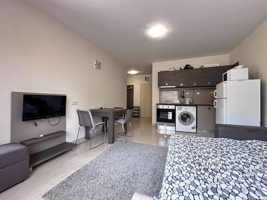 Bright interior of a 1-bedroom apartment in Star Dreams, Sveti Vlas, just 200m from the sea.