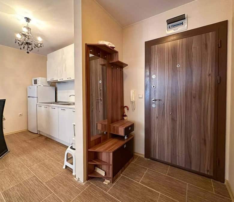 Bright, sunny one-bedroom apartment with sea views, 66 sq.m., located in Rich 3, Ravda, perfect for.