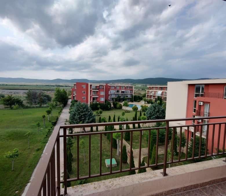 Spacious top floor studio, 48 sq.m., with panoramic views in Holiday Fort Club, Sunny Beach!.