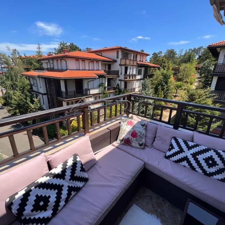 Sea view apartment with spacious balcony in Santa Marina, Sozopol. Perfect for relaxing and enjoying.