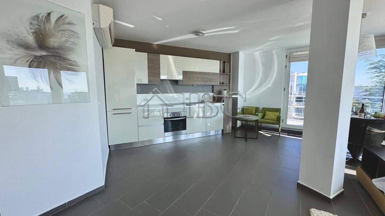 Bright 2-bedroom apartment with sea and pool views in Atlantis Resort, Sarafovo, Burgas.