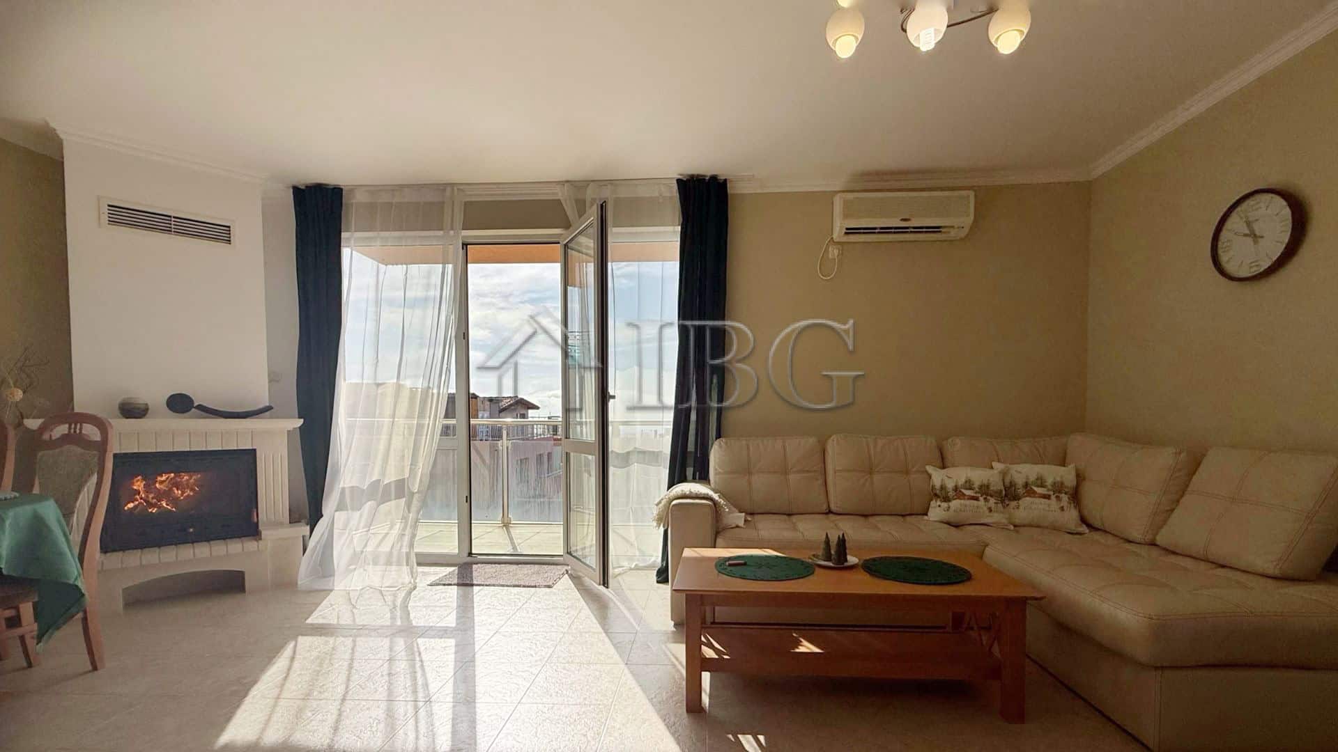 Bright 2-bedroom apartment with sea views in Sveti Vlas, Bulgaria. Modern living space with balcony.