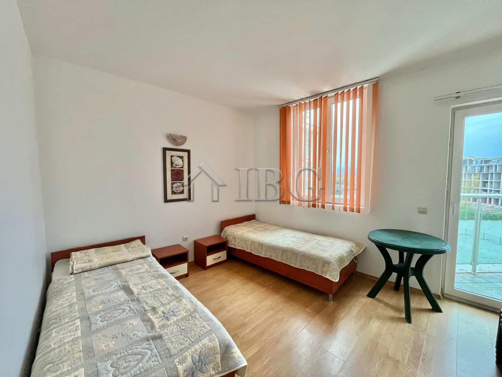 Bright apartment with 2 bedrooms and 2 bathrooms in Sunny Beach, perfect for holiday stays.