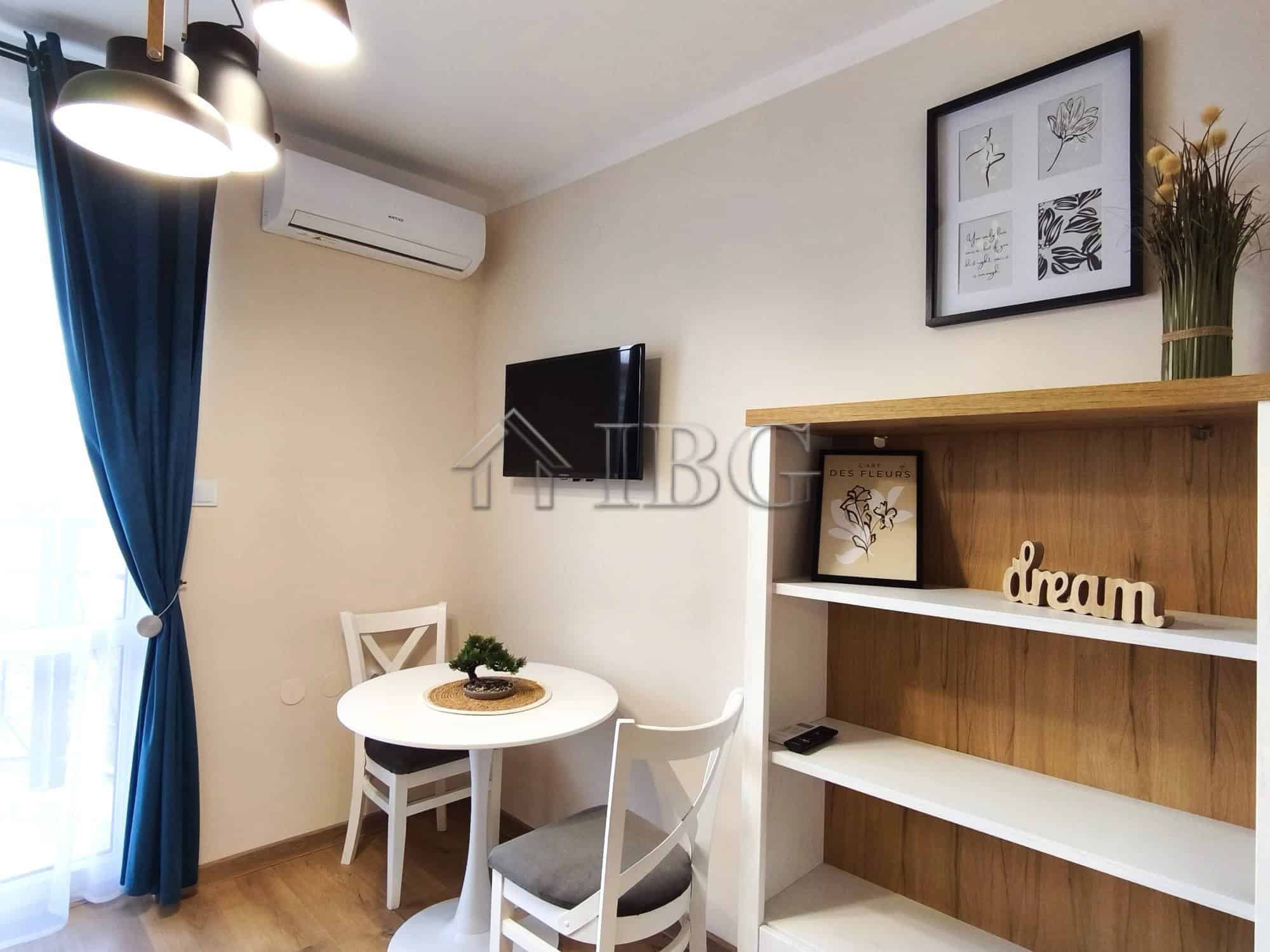 Cozy studio apartment with balcony overlooking the sea in Sveti Vlas, Bulgaria. Fully furnished with.