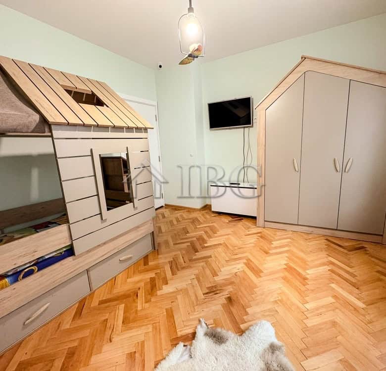 Spacious family apartment with modern furnishings in the Hushove quarter, Ruse, offering comfort and.