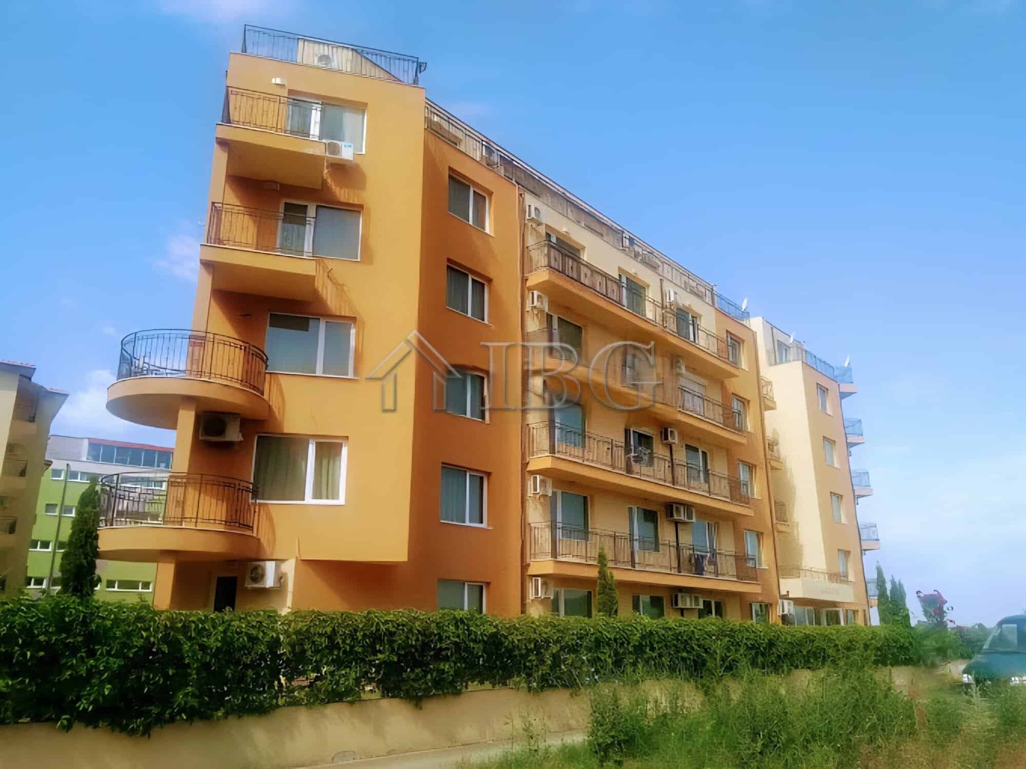 Studio with direct exit to the pool in Amadeus 19, Sunny Beach.