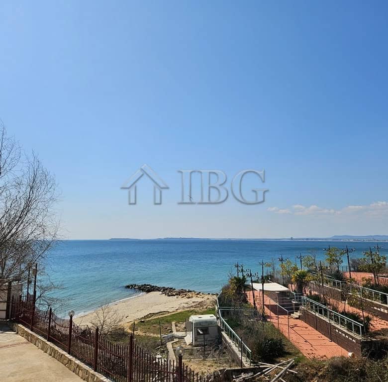 Sea view front line apartment at Panorama Fort Beach, Sveti Vlas.