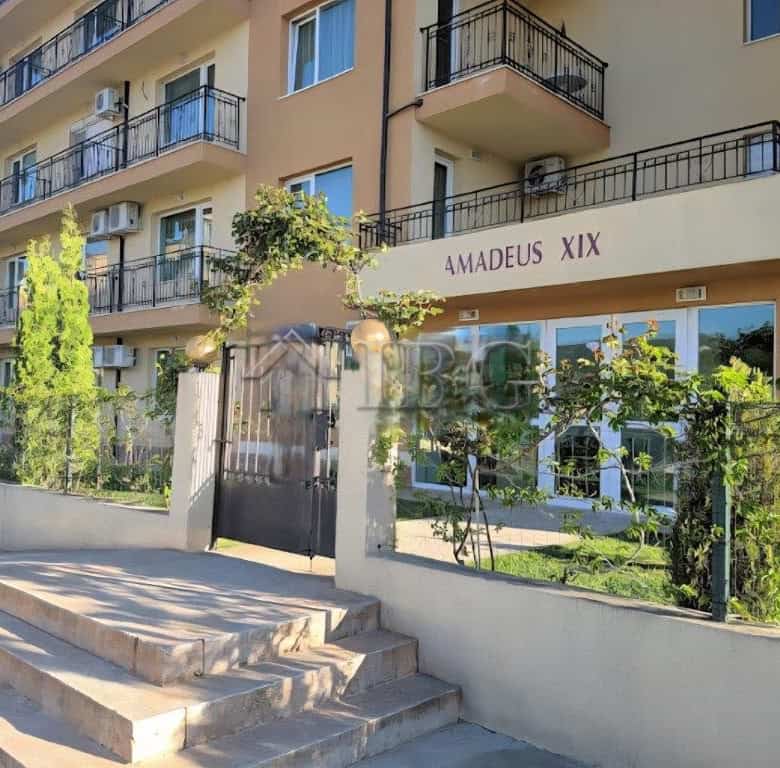 Studio with direct exit to the pool in Amadeus 19, Sunny Beach, Bulgaria.