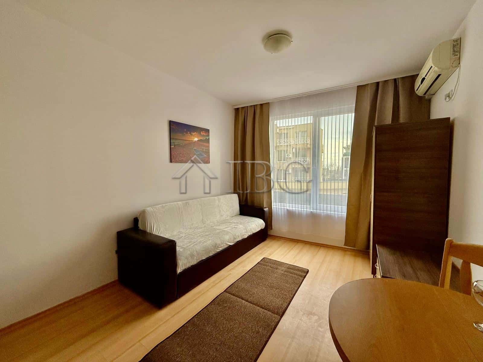 Furnished studio apartment with pool view in Sunny Day 3, Sunny Beach, perfect for investment or hol.