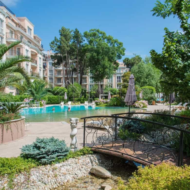 Beautiful garden with pool at Venera Palace, Sunny Beach.