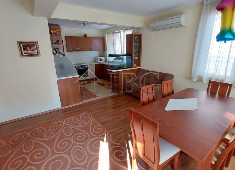 Modern family house with 3 bedrooms and 2 bathrooms in Burgas, Meden Rudnik.
