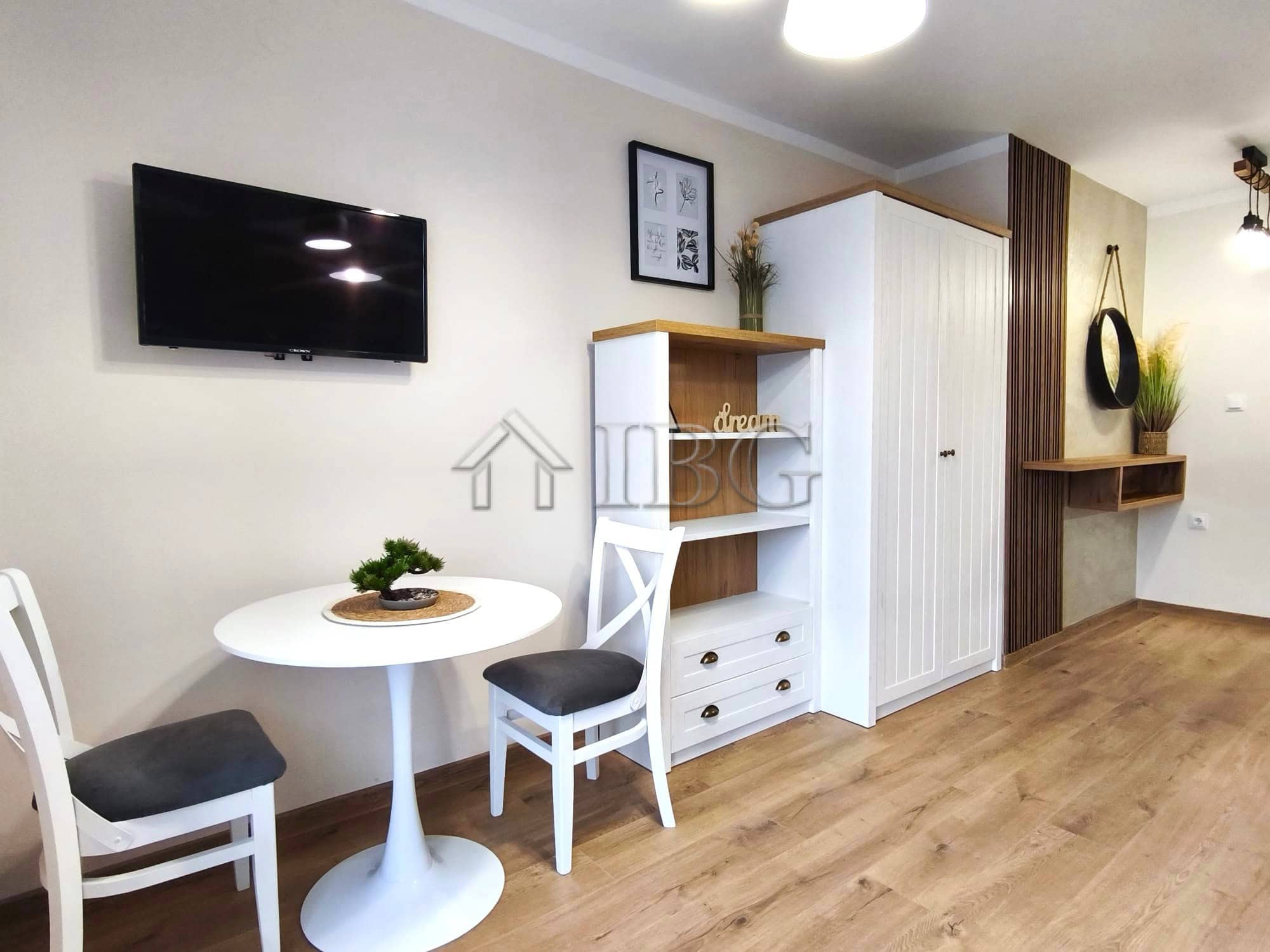 Furnished studio apartment with balcony offering stunning sea views in Sveti Vlas. Modern interior w.