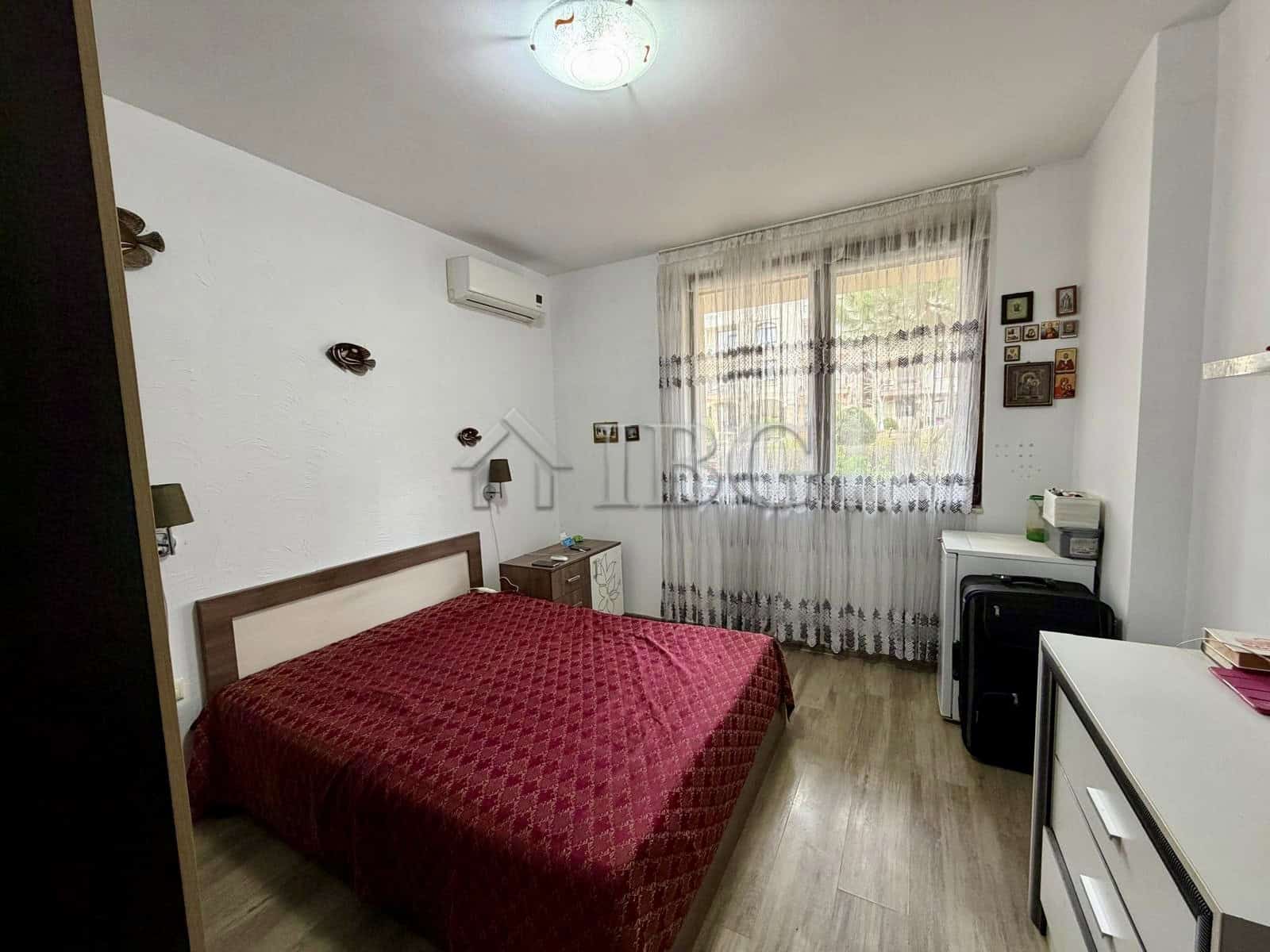 Furnished one-bedroom apartment in Sorento Sole Mare, Sveti Vlas, with cozy interior and modern amen.