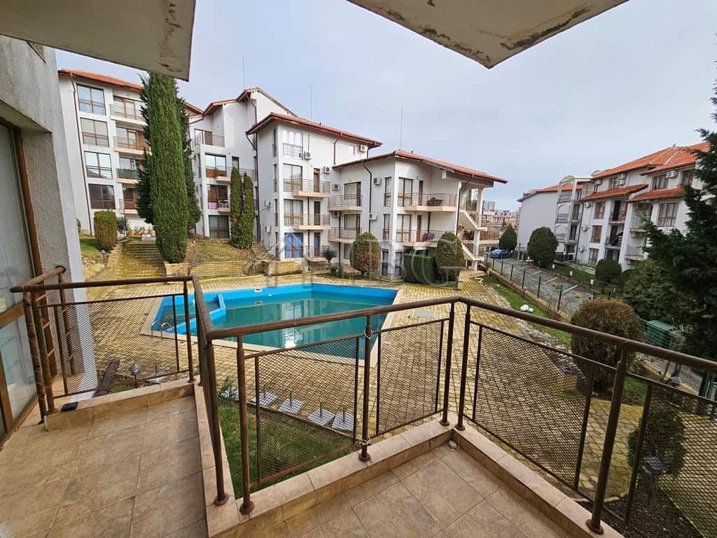 Pool view of a 1-bedroom apartment in Complex Compass, Sveti Vlas, Dinevi Resort.
