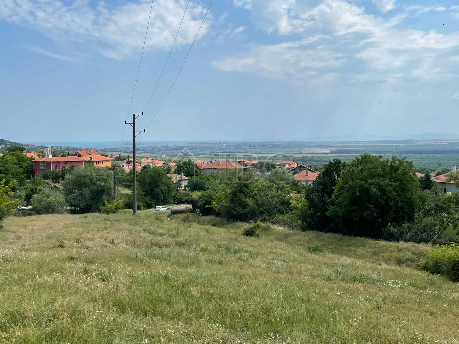Building plot for sale in Kosharitsa with scenic countryside views. Perfect for custom home developm.