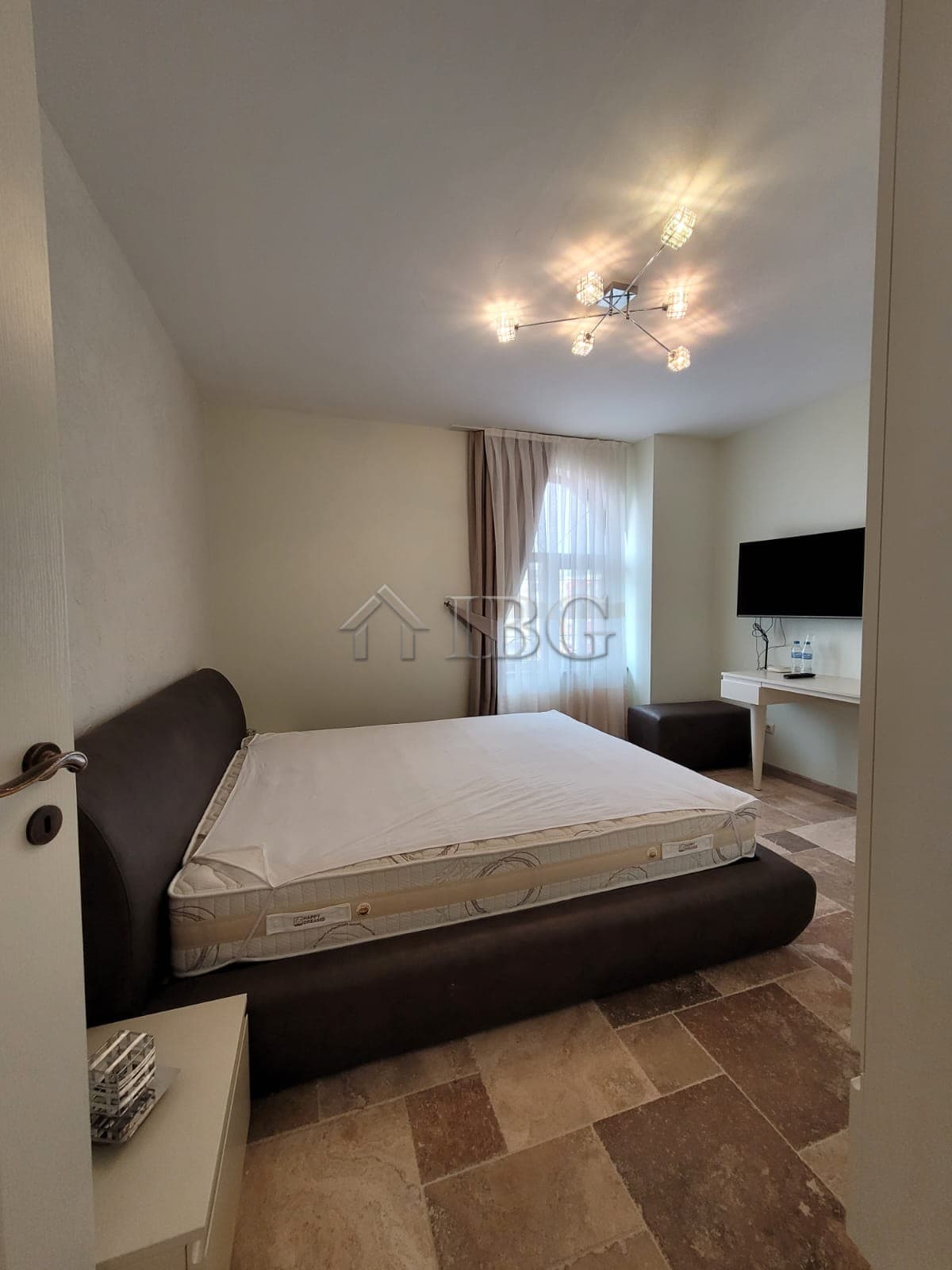 Luxurious three-level maisonette bedroom featuring sea views in Arthur Complex, Sveti Vlas.