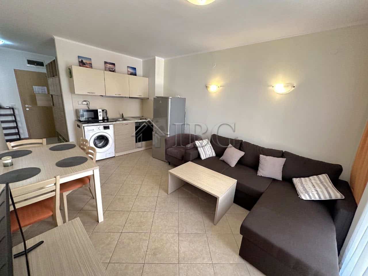 Furnished one-bedroom apartment in Royal Sun, Sunny Beach, Bulgaria, with modern living space and am.