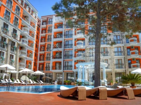Apartment with pool view in Harmony Palace, Sunny Beach, featuring 2 bedrooms and 2 bathrooms. Perfe.