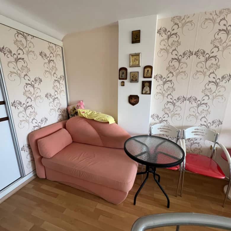 Charming one-bedroom maisonette with partial sea views in Sunny Beach, featuring stylish decor and c.