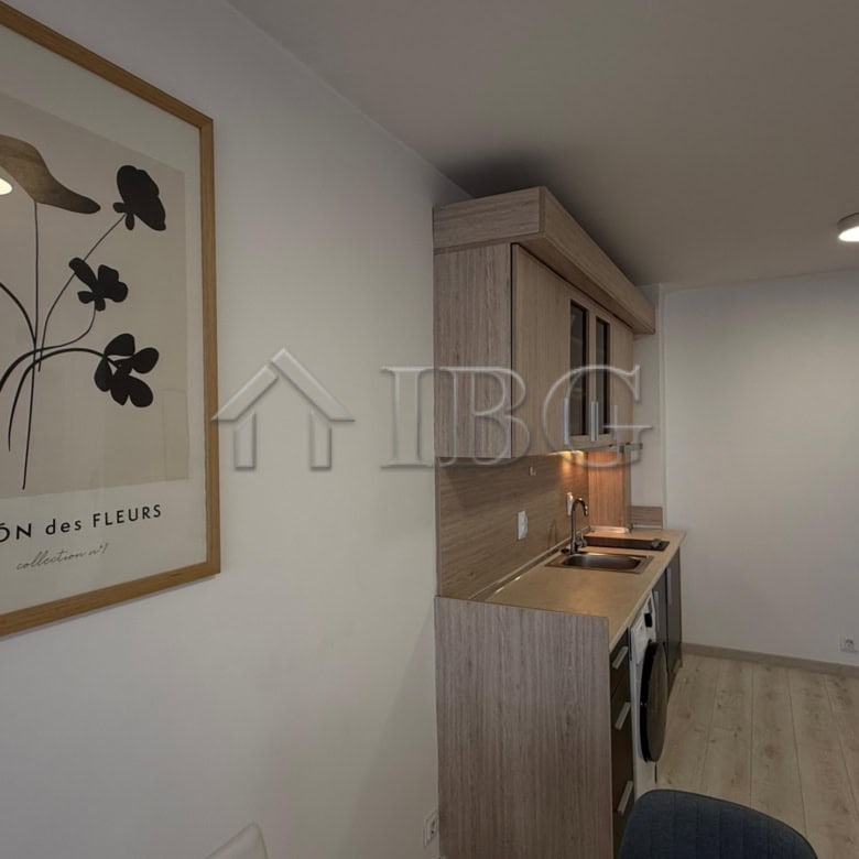 Bright 1-bedroom apartment with modern amenities at Pomorie Beach Resort. Perfect for relaxing seasi.
