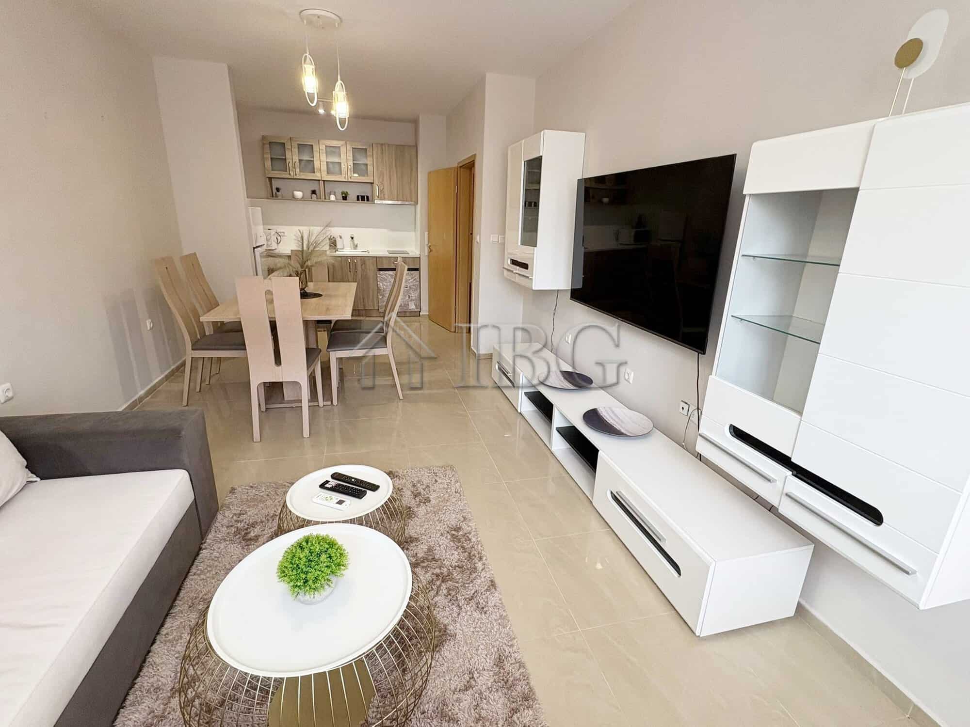 Bright and spacious one-bedroom apartment featuring a pool view in the Sunflower complex, perfect fo.