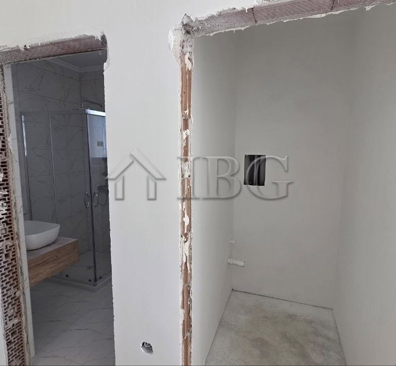 Bright studio apartment with balcony at La Mer Silver Residence, Sunny Beach.