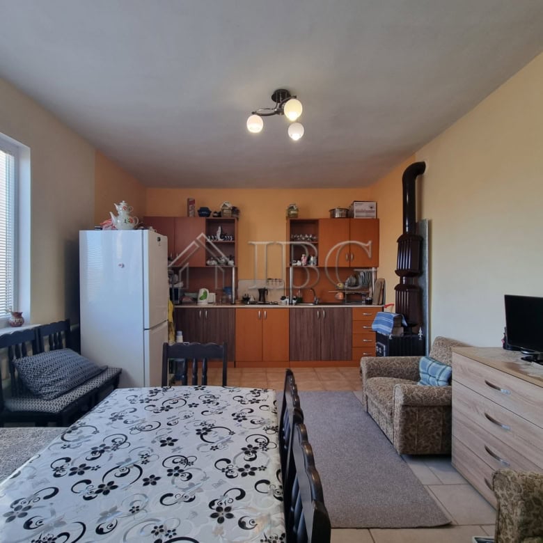 Cozy house with yard in Vinarsko Village, Burgas Region, ideal for family living or vacation. Spacio.