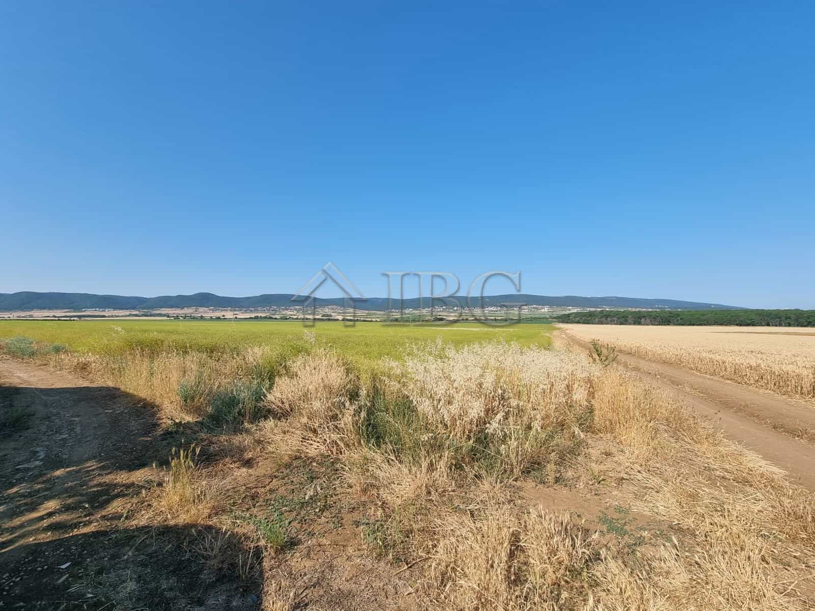 Land Plot for Sale in Drenaka, Tunkovo, Burgas Region, Bulgaria, ideal for building or investment.