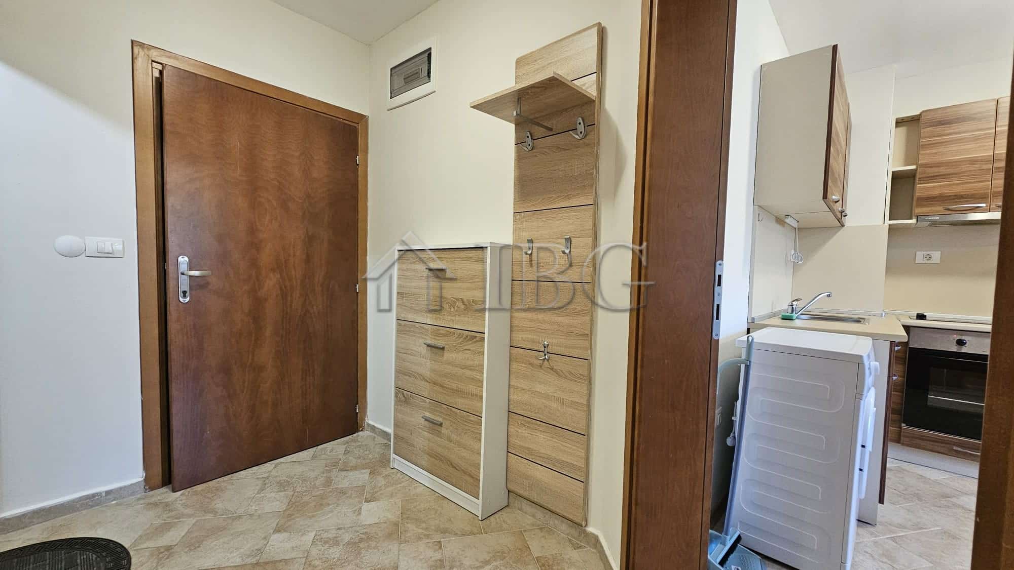 Interior view of a 1-bedroom apartment with park view in Sveti Vlas.