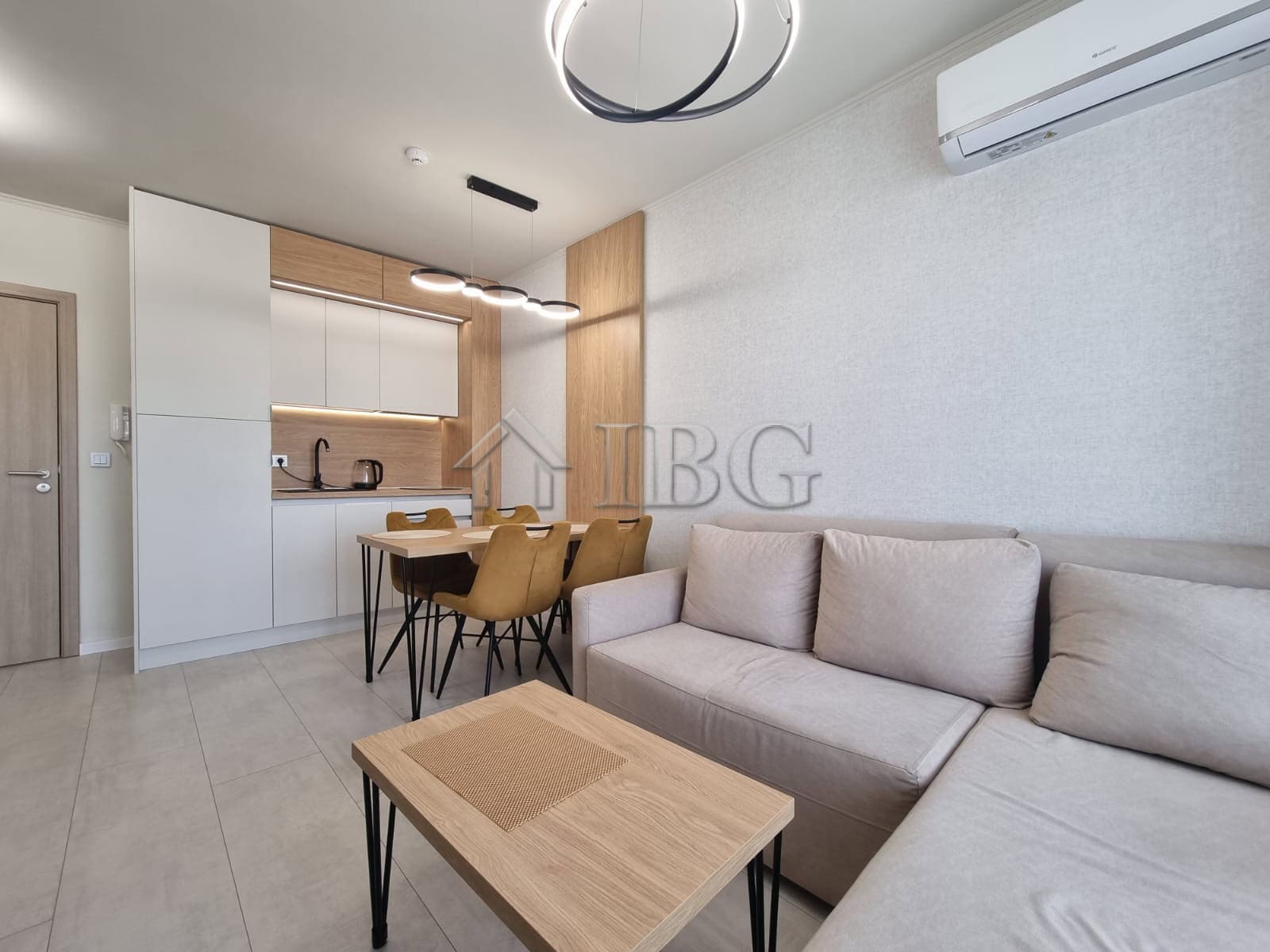 Bright 1-bedroom apartment with open-plan living and kitchen area in Domenico Complex, Sunny Beach.