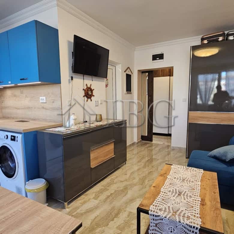 Bright and modern apartment with a fully equipped kitchen and cozy living area in Sunny Beach. Perfe.