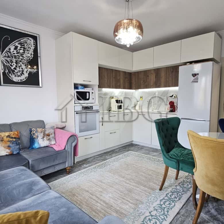 Bright one-bedroom apartment in Valencia Gardens, Nessebar, with a stylish open-plan kitchen and coz.