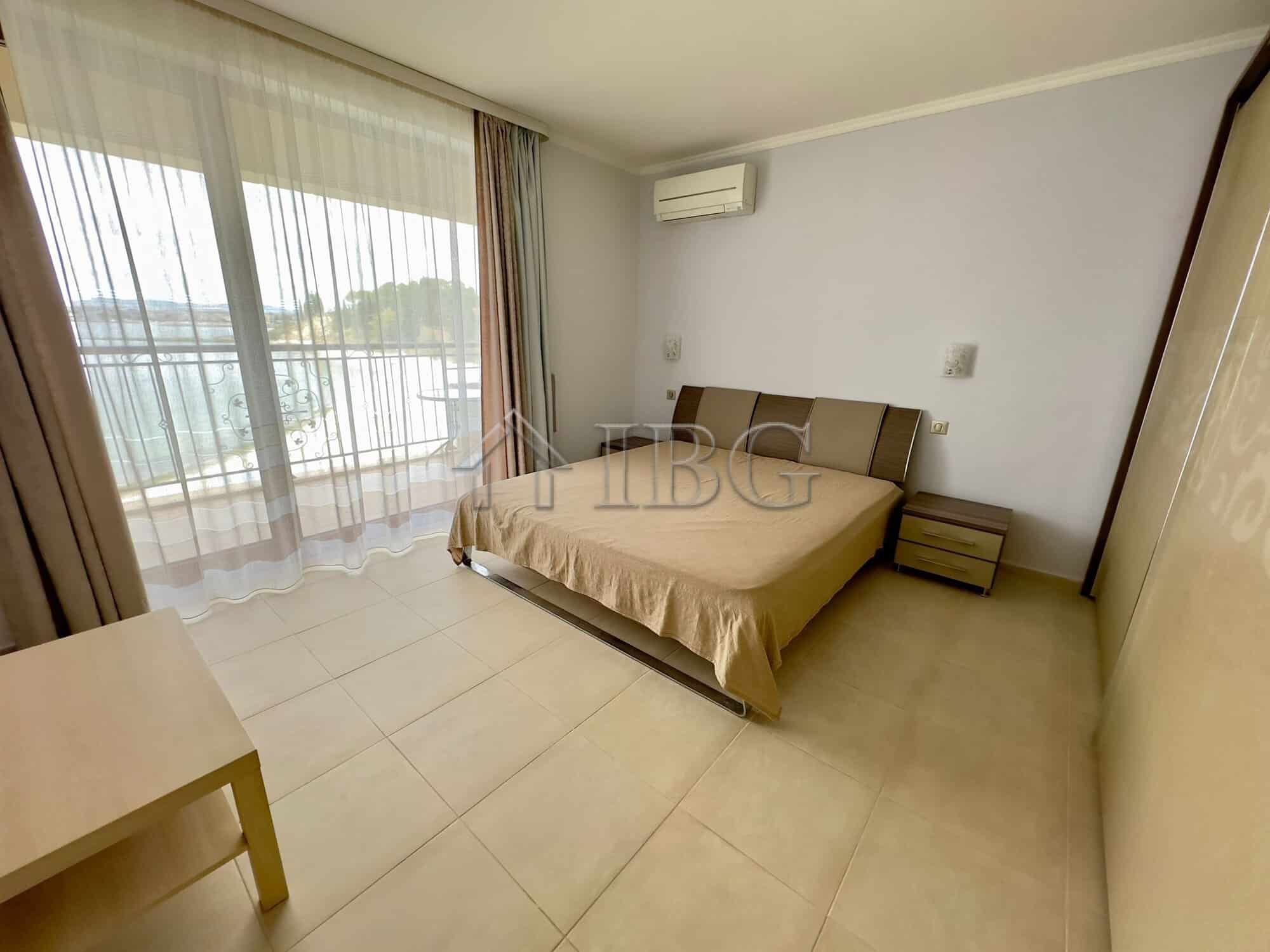 Spacious 3-room apartment featuring front sea view near Akrotiria Beach in Nessebar.