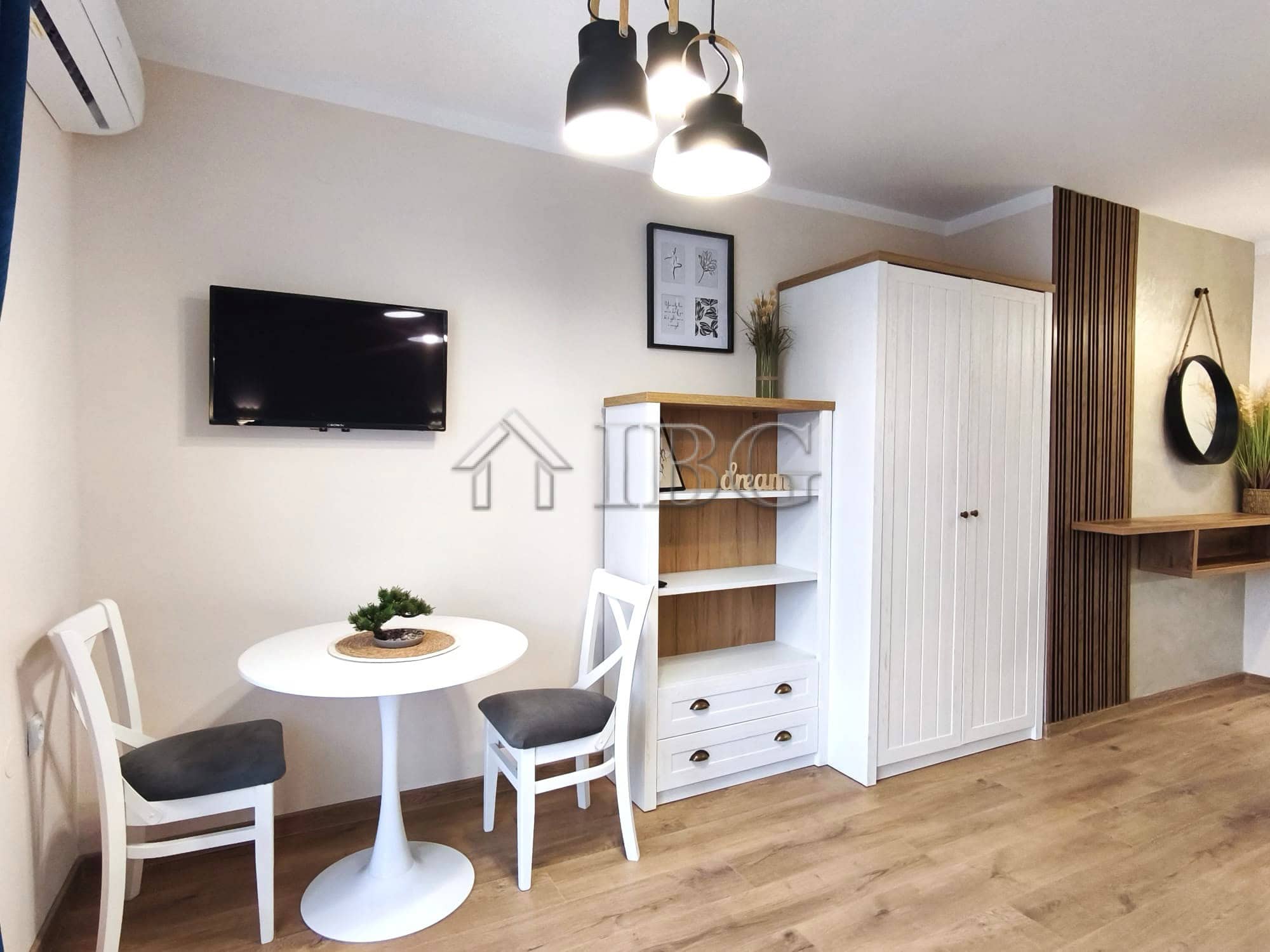 Furnished studio with balcony overlooking the sea in Sveti Vlas, Bulgaria.