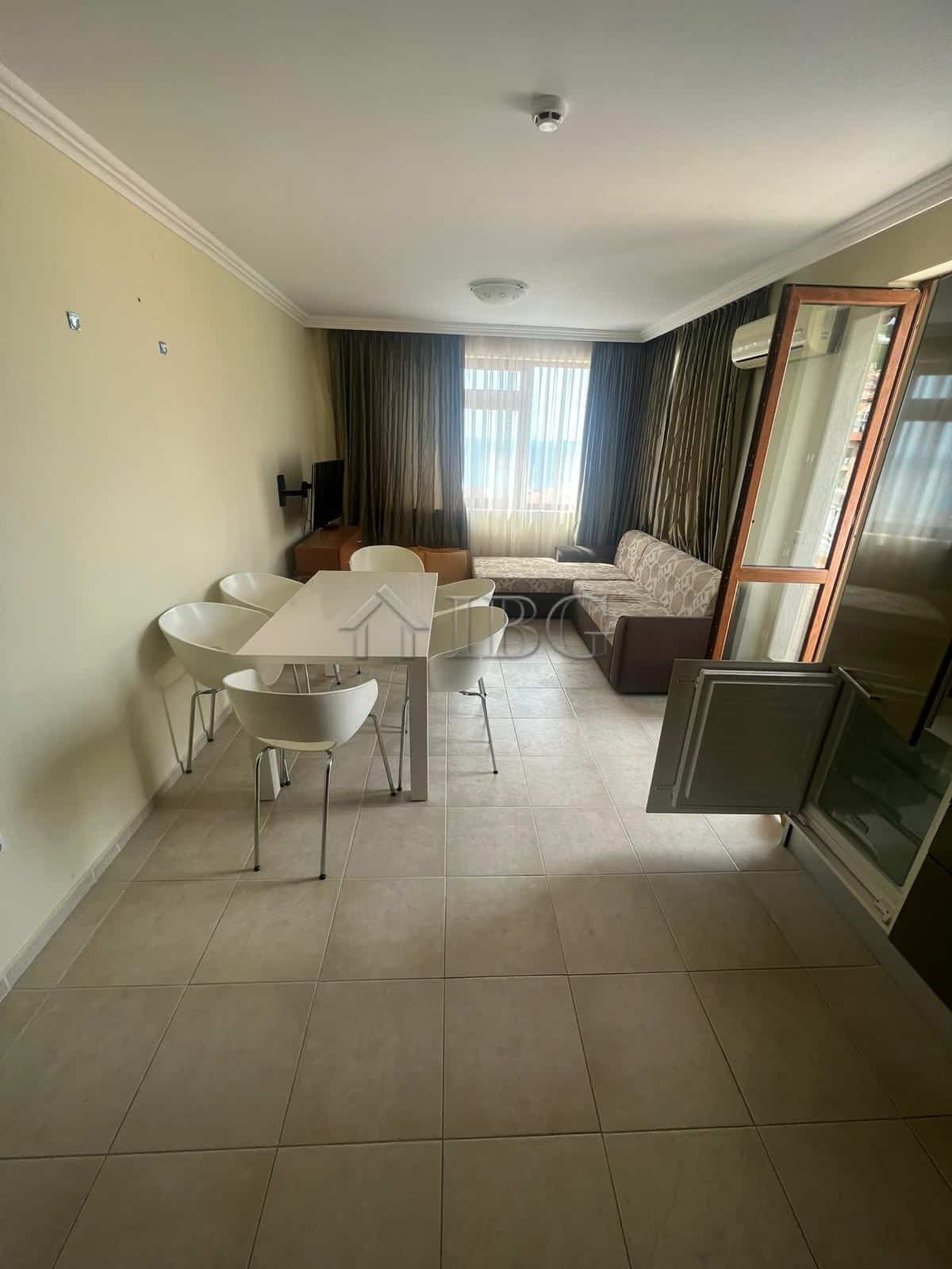 Spacious 3-bedroom apartment in Sveti Vlas with stunning yacht harbor views and modern furnishings.