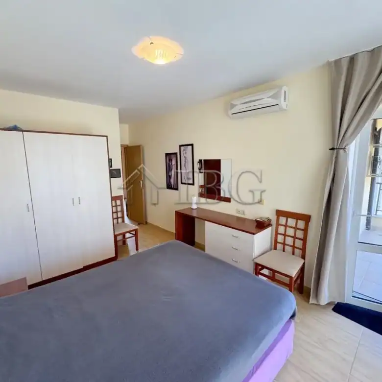 Spacious 2-bedroom apartment with modern furnishings in Sveti Vlas, Bulgaria. Perfect for comfortabl.